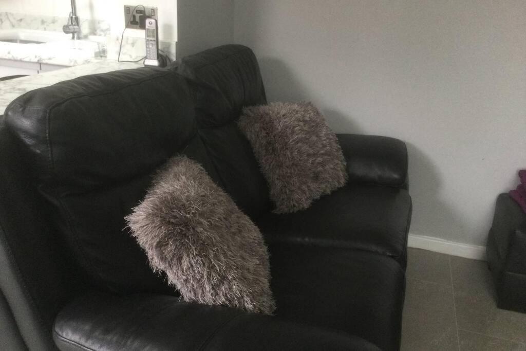 Leafy Lytham Central Lovely Ground Floor 1 Bedroom Apartment With Private Garden In Lytham Dog Friendly Литам Сент Аннс Екстериор снимка